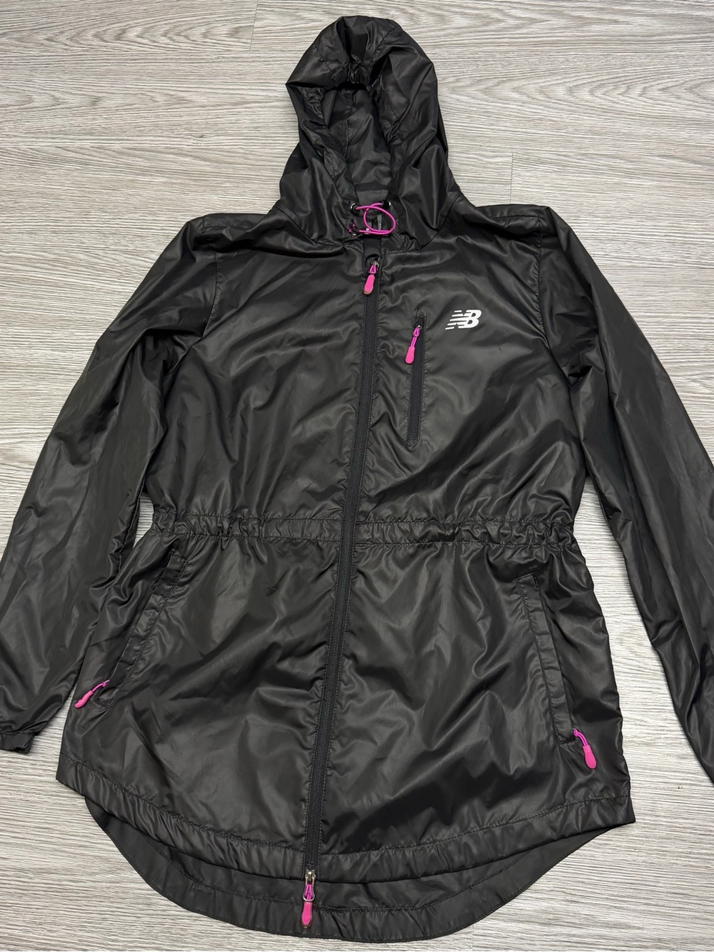 New Balance Ladies Hooded Running Rain Jacket Mesh Lining Black Sz Medium